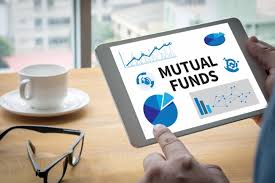 How Much Do Mutual Fund Managers Make