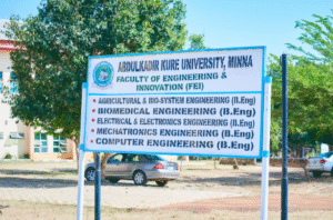 List of AKUM Courses
